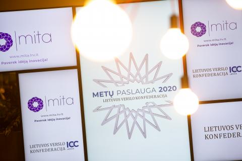 Pirmąjį gimtadienį švenčiantys „Ignitis saulės parkai“ pripažinti Lietuvos metų paslauga