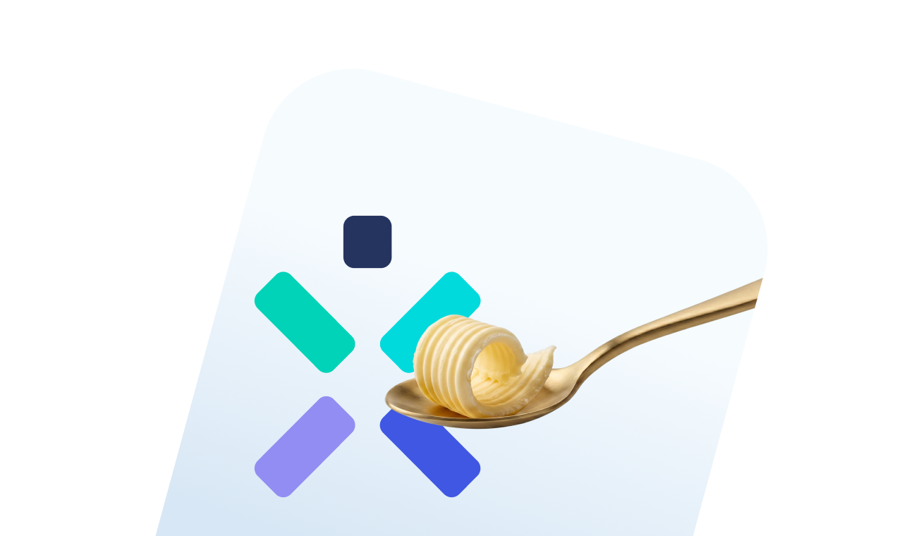 Šaukštas su sviestu jame, o fone Ignitis logotipas.