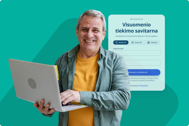 Besišypsantis vyras su nešiojamuoju kompiuteriu, fone – visuomeninio tiekimo savitarnos registracijos langas.